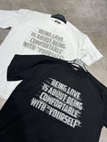 T-shirt Being Love