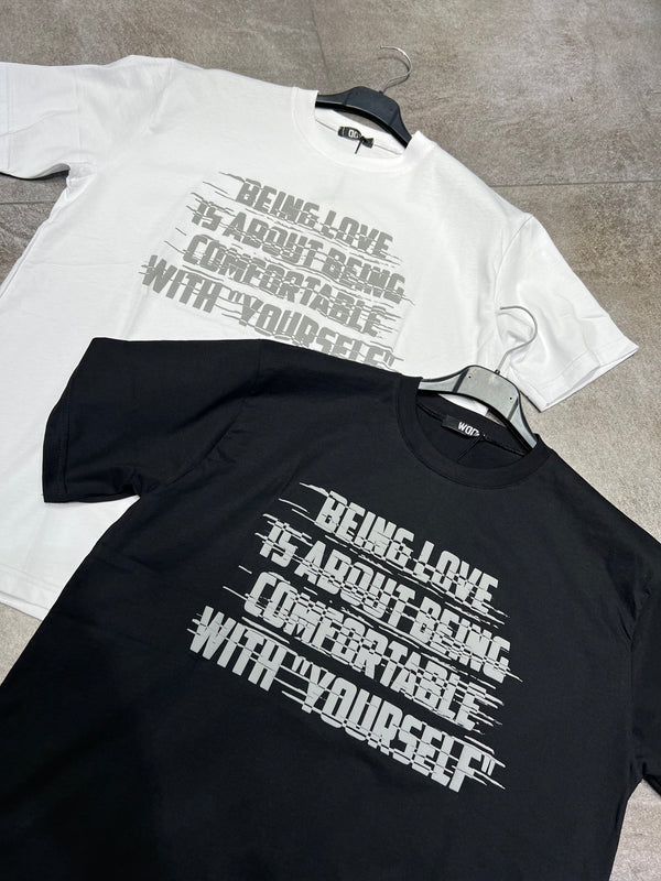 T-shirt Being Love