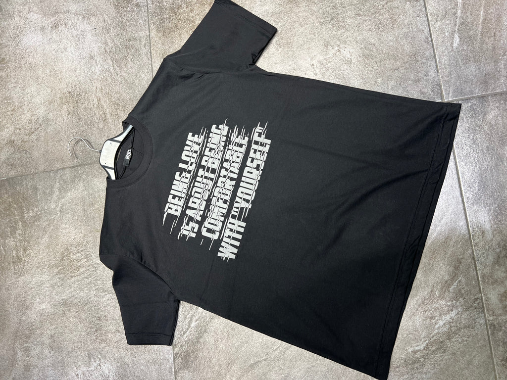 T-shirt Being Love